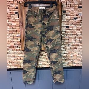 Madewell Camouflage High rise slim boy Jean